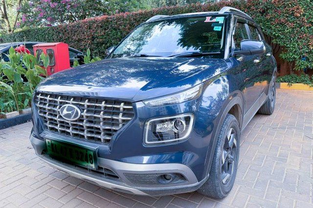Second-hand 2021 Hyundai Venue एस रेनफोर्स्ड टर्बो iMT for sale in Bangalore