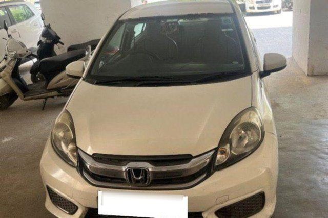 Honda Amaze एस रेनफोर्स्ड i-VTEC Second-hand 2017 Honda Amaze एस रेनफोर्स्ड i-VTEC for sale in New Delhi