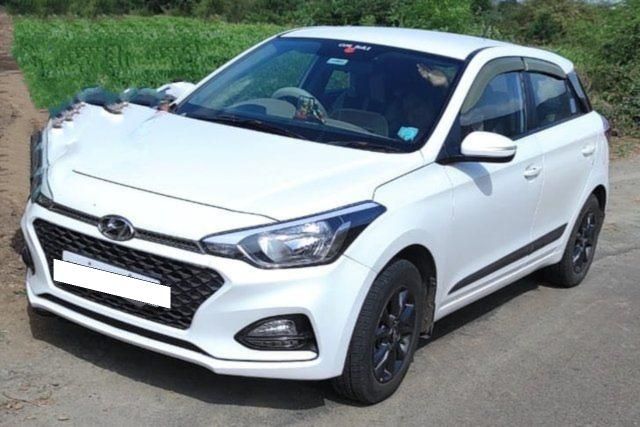 Hyundai i20 1.4 Asta Second-hand 2018 Hyundai i20 1.4 Asta for sale in Satara