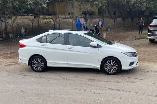 Second-hand 2019 Honda City i-DTEC वीएक्स for sale in Kanpur