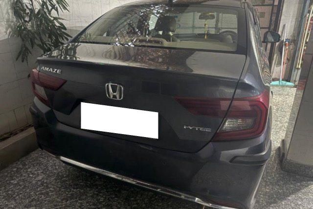 Honda Amaze 2nd Gen VX BSVI Second-hand 2023 Honda Amaze 2nd Gen VX BSVI for sale in New Delhi