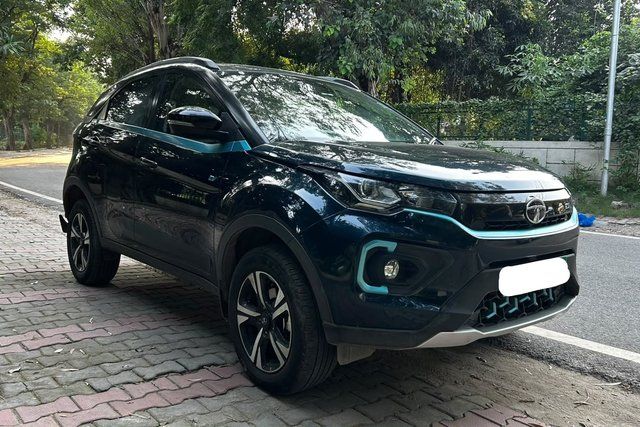 Tata Nexon EV एक्सजेड प्लस Lux FC Second-hand 2023 Tata Nexon EV एक्सजेड प्लस Lux FC for sale in New Delhi