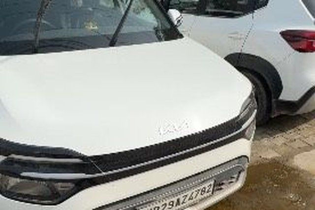Second-hand 2022 Kia Carens प्रीमियम बीएस6 for sale in Faridabad