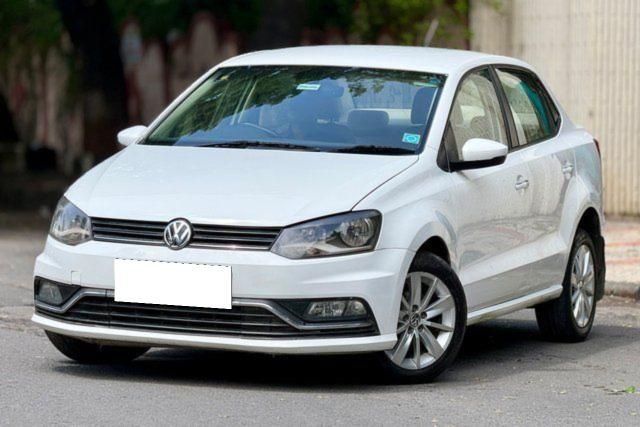 Volkswagen Ameo 1.5 TDI हाईलाइन AT Second-hand 2017 Volkswagen Ameo 1.5 TDI हाईलाइन AT for sale in Surat
