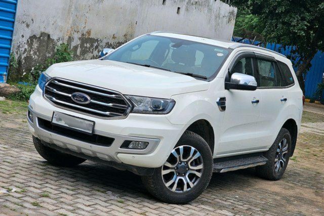 Ford Endeavour Titanium प्लस 4X2 AT Second-hand 2021 Ford Endeavour Titanium प्लस 4X2 AT for sale in New Delhi