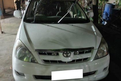 2006 Toyota Innova 2.5 G4 डीजल 8-seater