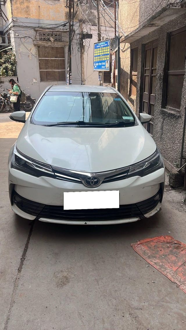 Toyota Corolla Altis VL AT Second-hand 2017 Toyota Corolla Altis VL AT for sale in New Delhi