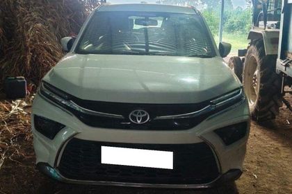2024 Toyota Hyryder जी सीएनजी