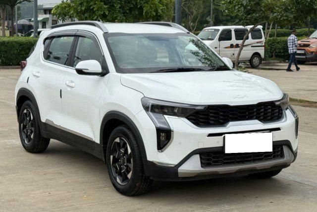 Kia Sonet HTK Plus (O) Second-hand 2025 Kia Sonet HTK Plus (O) for sale in Ahmedabad