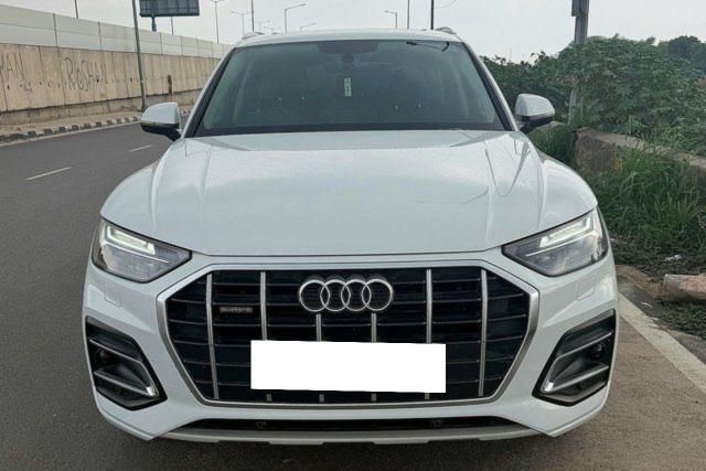 Audi Q5 प्रीमियम प्लस Second-hand 2026 Audi Q5 प्रीमियम प्लस for sale in New Delhi