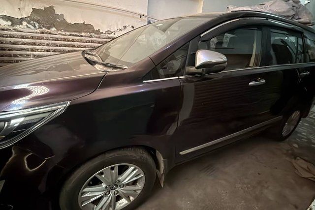 Toyota Innova Crysta 2.4 ZX MT BSIV Second-hand 2019 Toyota Innova Crysta 2.4 ZX MT BSIV for sale in Gohana