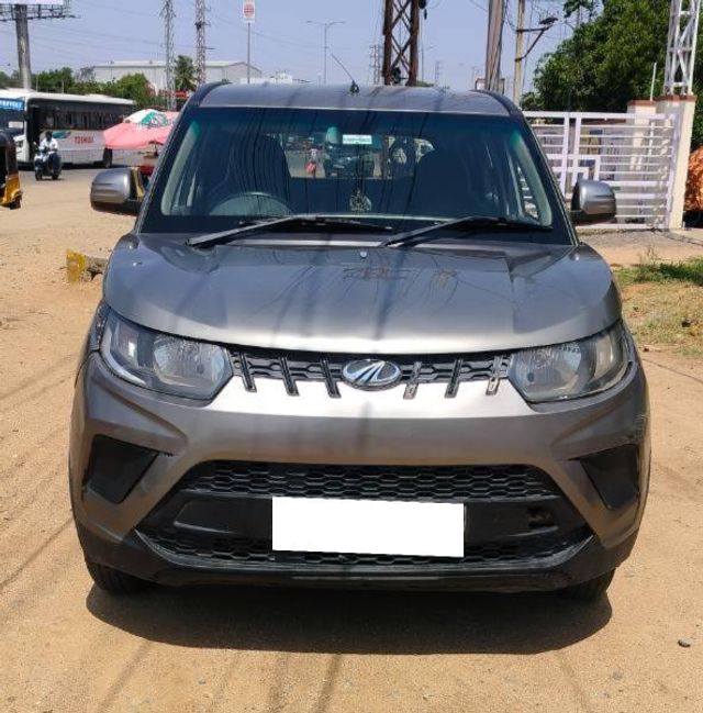 Second-hand 2017 Mahindra KUV 100 NXT G80 K4 प्लस 5Str for sale in Hyderabad