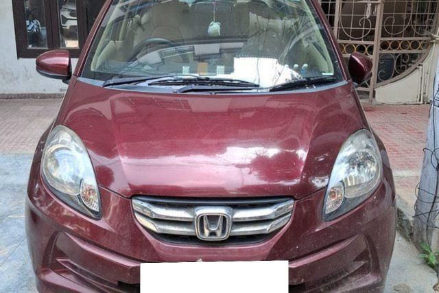 Honda Amaze एस रेनफोर्स्ड i-Vtech Second-hand 2015 Honda Amaze एस रेनफोर्स्ड i-Vtech for sale in Ghaziabad