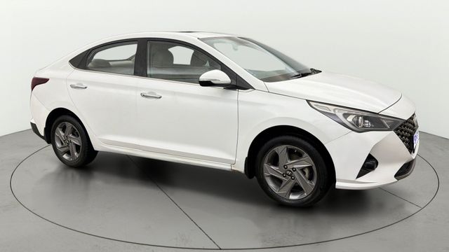 Hyundai Verna एसएक्स IVT Second-hand 2022 Hyundai Verna एसएक्स IVT for sale in Gurgaon