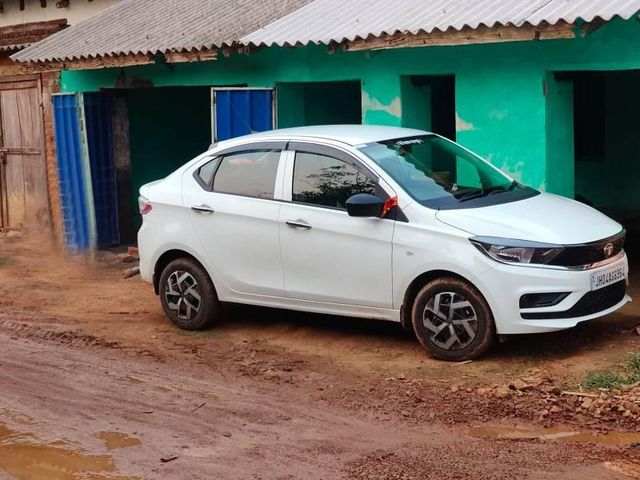 Second-hand 2026 Tata Tigor एक्सटी for sale in Dumka