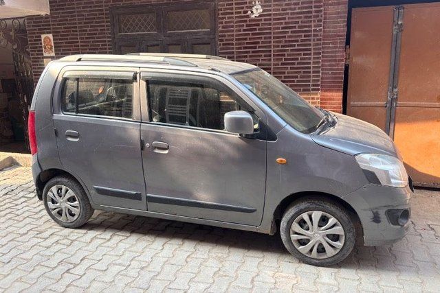 Maruti Suzuki Wagon R Stingray वीएक्सआई Second-hand 2015 Maruti Suzuki Wagon R Stingray वीएक्सआई for sale in Faridabad