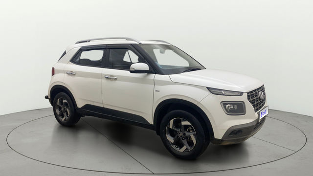 Second-hand 2021 Hyundai Venue SX Plus Turbo DCT for sale in Hyderabad