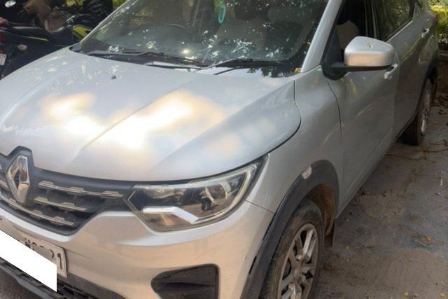 Renault Triber RXT BSIV Second-hand 2019 Renault Triber RXT BSIV for sale in New Delhi