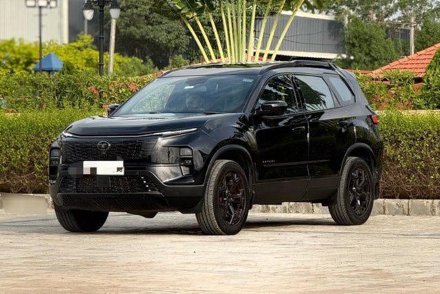Tata Safari एडवेंचर प्लस Dark Second-hand 2024 Tata Safari एडवेंचर प्लस Dark for sale in Ahmedabad