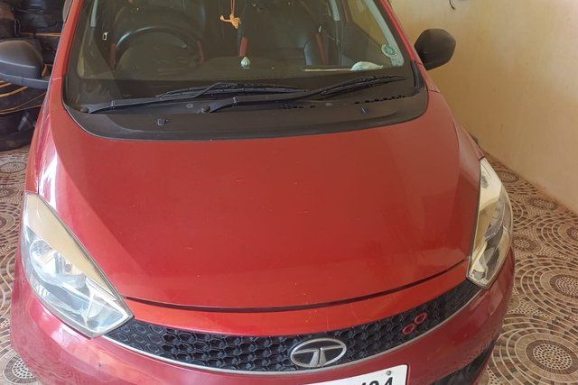 Tata Tigor Buzz Petrol Second-hand 2018 Tata Tigor Buzz Petrol for sale in Hyderabad