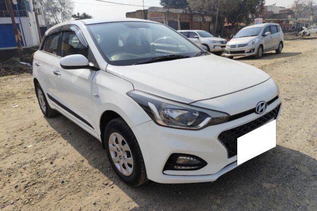Hyundai i20 मैग्ना प्लस बीएस4 Second-hand 2019 Hyundai i20 मैग्ना प्लस बीएस4 for sale in Varanasi