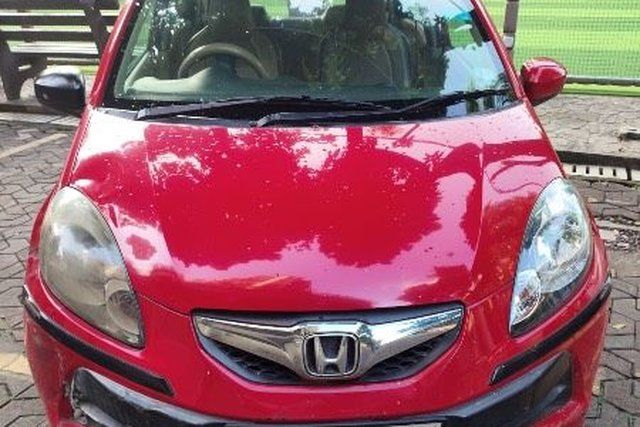 Second-hand 2011 Honda Brio S MT for sale in Mumbai