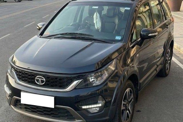 Tata Hexa एक्सटी Second-hand 2017 Tata Hexa एक्सटी for sale in Vadodara