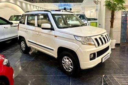 2016 Mahindra TUV 300 T8