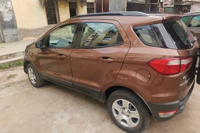 Ford Ecosport 1.5 Diesel Trend Plus BSIV Second-hand 2017 Ford Ecosport 1.5 Diesel Trend Plus BSIV for sale in Vadodara