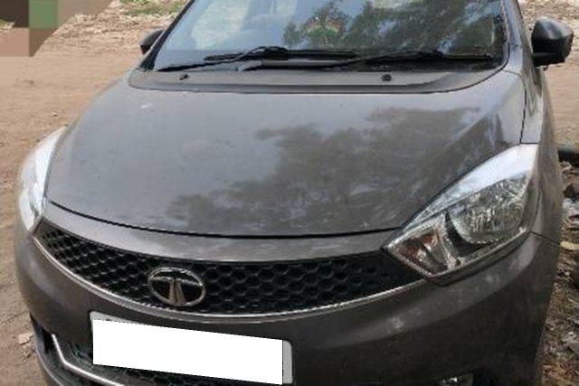Tata Tigor 1.2 Revotron एक्सजेड Second-hand 2018 Tata Tigor 1.2 Revotron एक्सजेड for sale in Bhopal