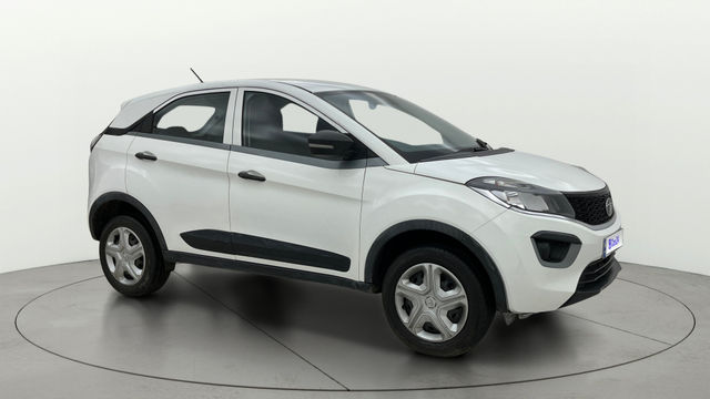 Tata Nexon 1.2 Revotron एक्सएम Second-hand 2018 Tata Nexon 1.2 Revotron एक्सएम for sale in Bangalore