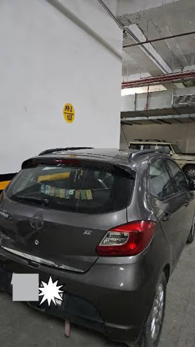 Tata Tiago 1.05 Revotorq XZ Second-hand 2017 Tata Tiago 1.05 Revotorq XZ for sale in New Delhi