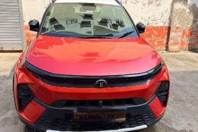 Second-hand 2024 Tata Nexon क्रिएटिव प्लस एस रेनफोर्स्ड Dark DCA for sale in Kolkata
