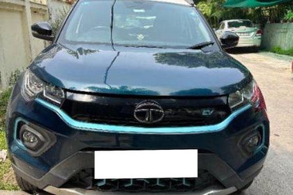 2022 Tata Nexon EV एक्सजेड प्लस