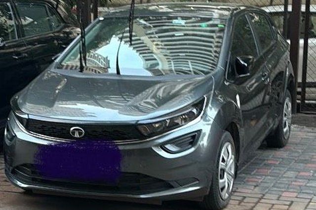 Second-hand 2025 Tata Altroz एक्सएम प्लस एस रेनफोर्स्ड for sale in Pune