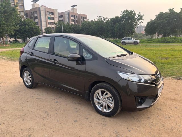 Honda Jazz 1.2 वी AT i VTEC Second-hand 2016 Honda Jazz 1.2 वी AT i VTEC for sale in Ahmedabad