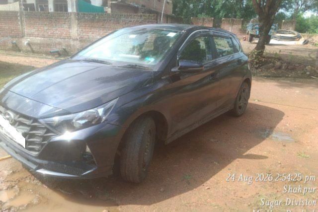 Second-hand 2023 Hyundai i20 स्पोर्टज़ for sale in Sagar