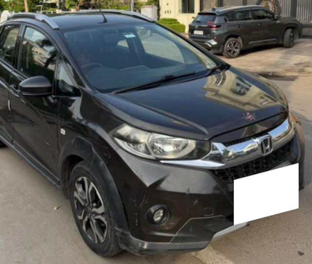Second-hand 2018 Honda WR-V i-DTEC एस रेनफोर्स्ड for sale in Jaipur