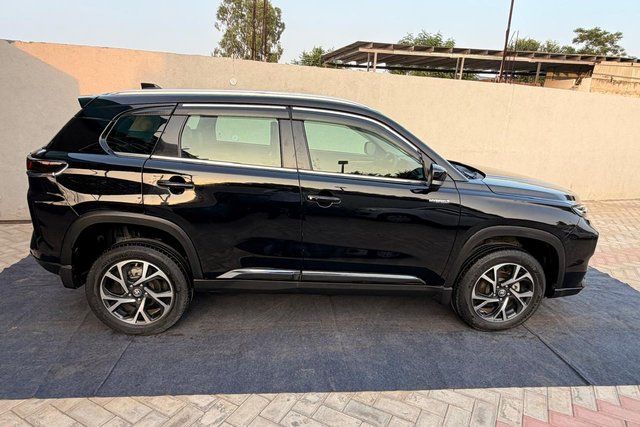 Toyota Hyryder वी हाइब्रिड बीएस6 Second-hand 2023 Toyota Hyryder वी हाइब्रिड बीएस6 for sale in Ludhiana