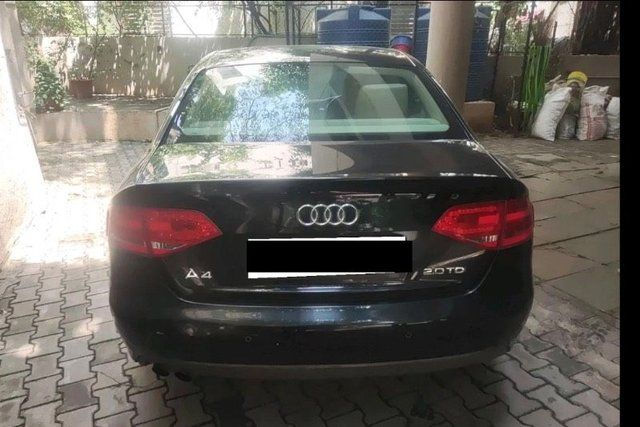 Audi A4 2.0 TDI Second-hand 2011 Audi A4 2.0 TDI for sale in Pune