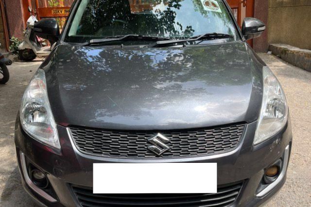 Maruti Suzuki Swift वीएक्सआई Second-hand 2017 Maruti Suzuki Swift वीएक्सआई for sale in New Delhi