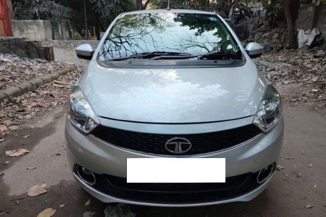 Second-hand 2017 Tata Tiago 1.2 Revotron XZA for sale in New Delhi