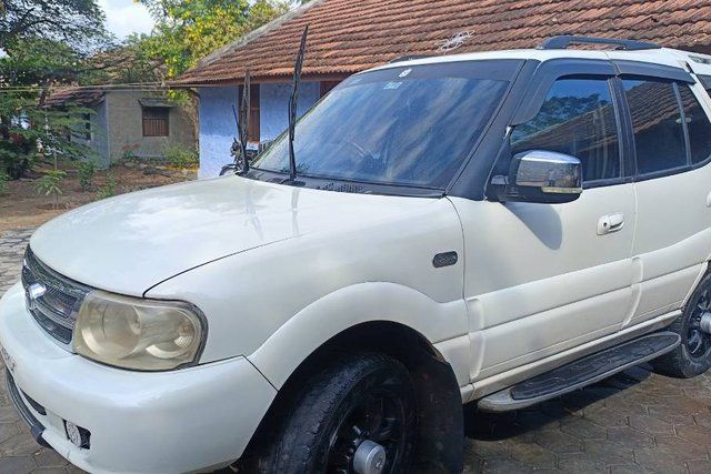 Tata Safari Dicor वीएक्स 4X2 Second-hand 2010 Tata Safari Dicor वीएक्स 4X2 for sale in Coimbatore