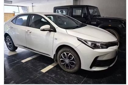 2018 Toyota Corolla Altis 1.8 J