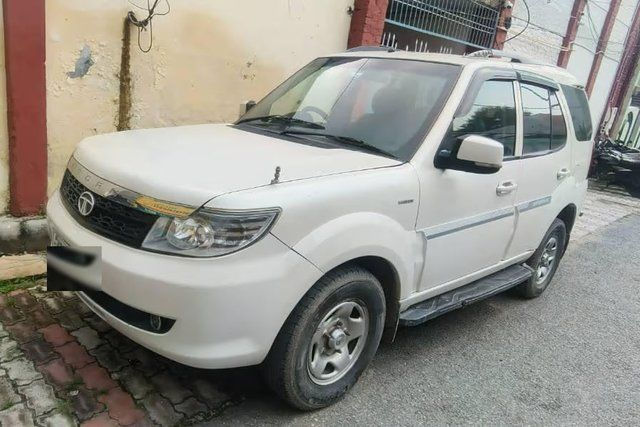 Tata Safari Storme ईएक्स Second-hand 2017 Tata Safari Storme ईएक्स for sale in Varanasi