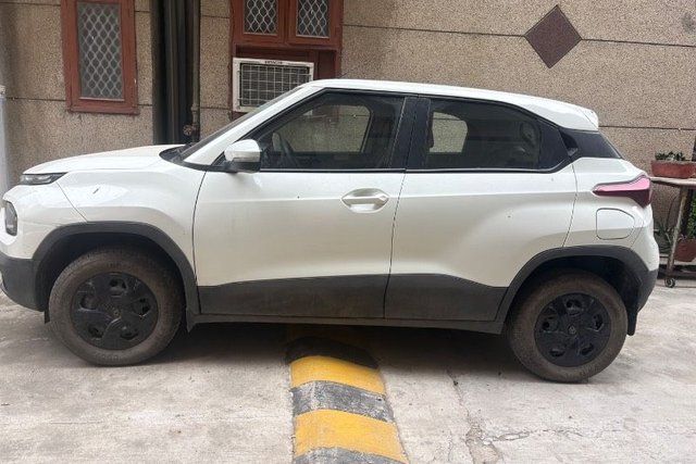 Tata Punch Accomplished AMT BSVI Second-hand 2023 Tata Punch Accomplished AMT BSVI for sale in Ghaziabad