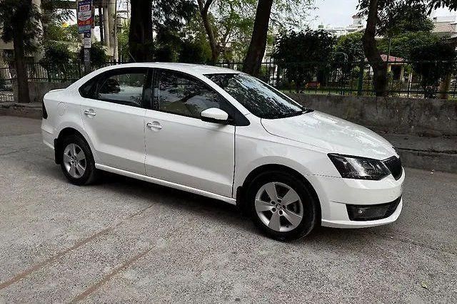 Skoda Rapid 1.5 TDI AT Ambition बीएस4 Second-hand 2017 Skoda Rapid 1.5 TDI AT Ambition बीएस4 for sale in Jalandhar