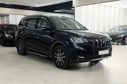 2023 Mahindra XUV700 AX7L 7Str AT