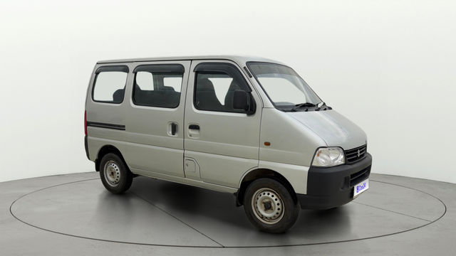 Second-hand 2023 Maruti Suzuki Swift VXI AMT for sale in New Delhi