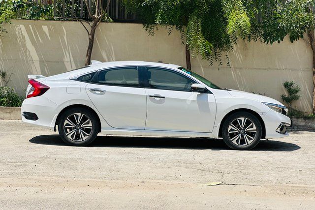 Honda Civic ZX Diesel BSIV Second-hand 2020 Honda Civic ZX Diesel BSIV for sale in Ahmedabad